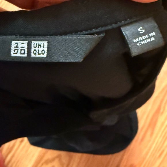 Uniqlo Black Long Sleeve Blouse - Picture 6 of 7